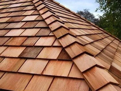 Woodshakes roof